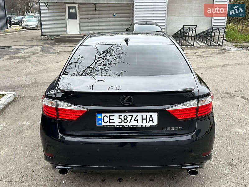 Седан Lexus ES 2015 в Черновцах