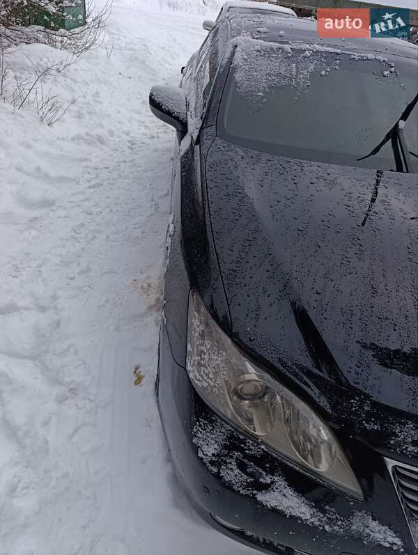 Седан Lexus ES 2008 в Львове