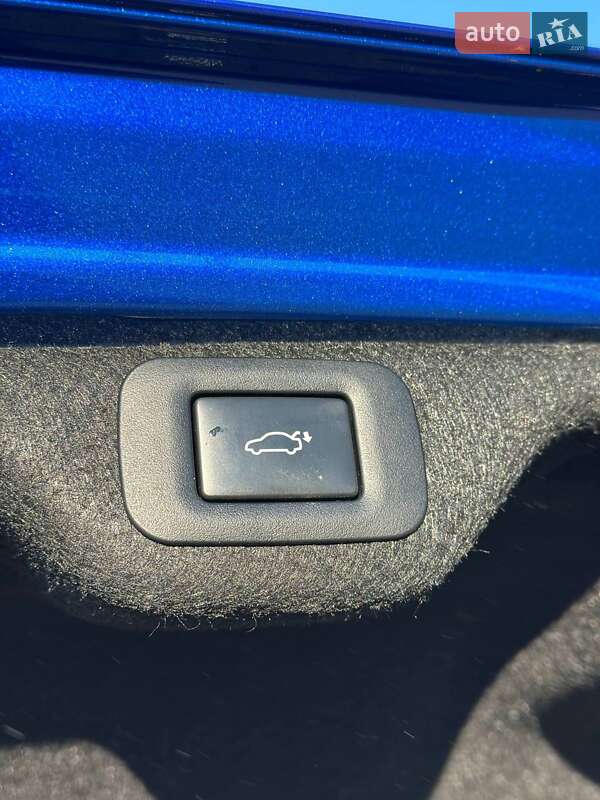 Седан Lexus ES 2022 в Одессе