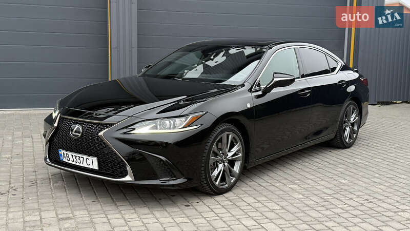 Седан Lexus ES 2019 в Виннице