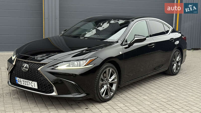 Седан Lexus ES 2019 в Виннице