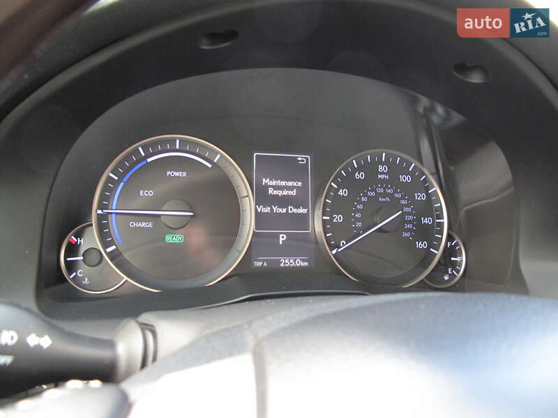 Седан Lexus ES 2016 в Киеве