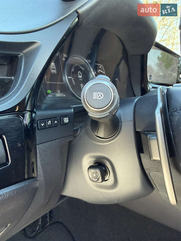 Седан Lexus ES 2024 в Львове