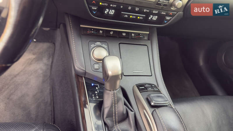 Седан Lexus ES 2016 в Києві фото 11 Седан Lexus ES 2016 в Києві