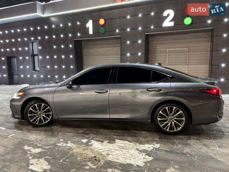 Седан Lexus ES 2019 в Харькове фото 8 Седан Lexus ES 2019 в Харькове