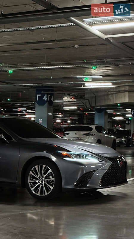 Седан Lexus ES 2019 в Харькове фото 23 Седан Lexus ES 2019 в Харькове