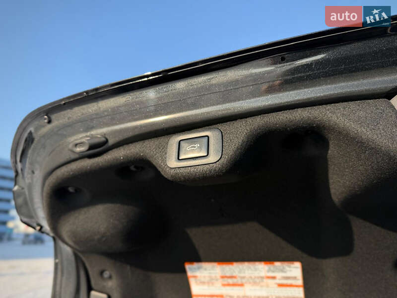 Седан Lexus ES 2022 в Києві