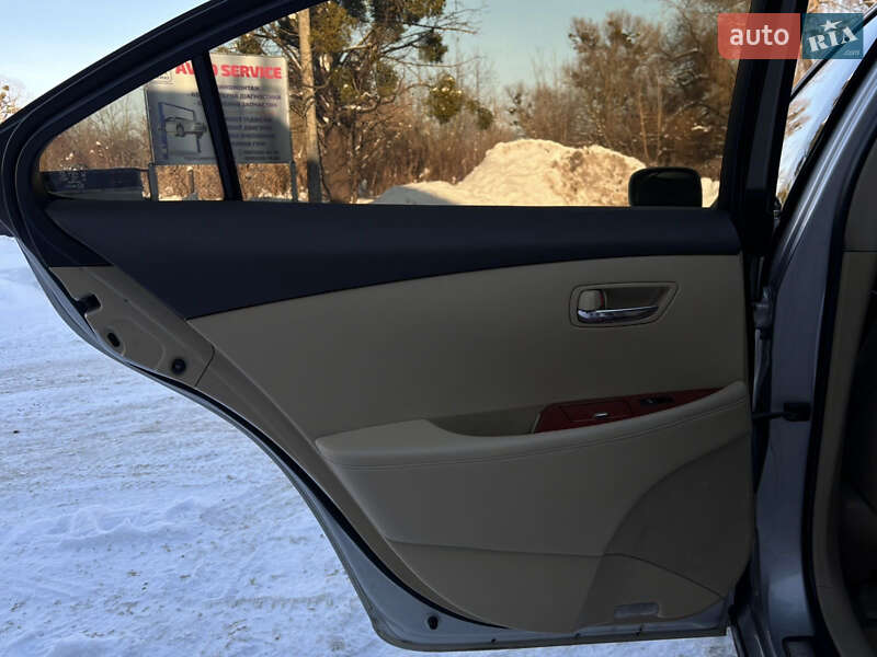 Седан Lexus ES 2008 в Львове