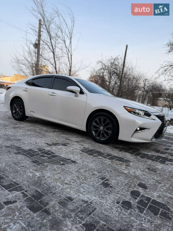 Седан Lexus ES 2017 в Запоріжжі фото Седан Lexus ES 2017 в Запоріжжі
