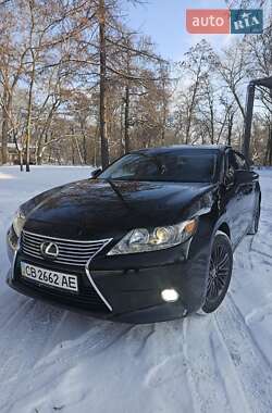 Седан Lexus ES 2012 в Чернигове