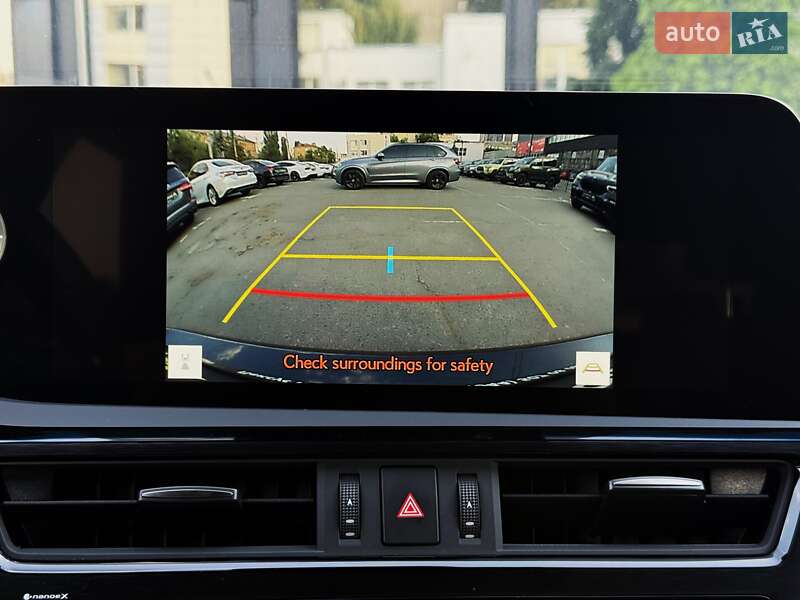 Седан Lexus ES 2023 в Киеве