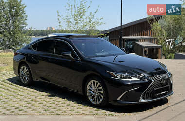 Седан Lexus ES 2018 в Києві