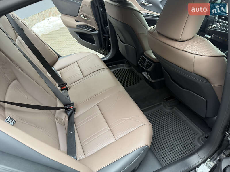 Седан Lexus ES 2024 в Самборі фото 14 Седан Lexus ES 2024 в Самборі