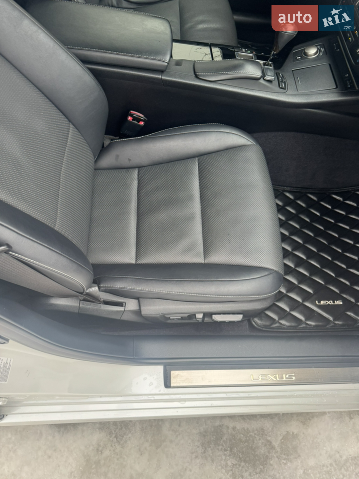 2015 Lexus ES - мініатюра 23
