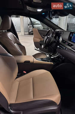 Седан Lexus ES 2021 в Львове