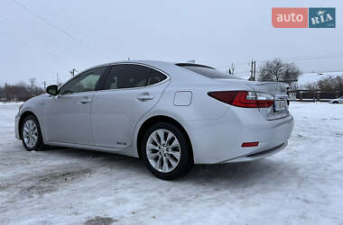 Седан Lexus ES 2014 в Киеве