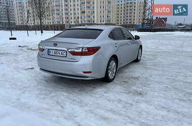 Седан Lexus ES 2014 в Киеве