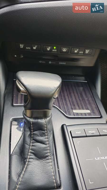 Седан Lexus ES 2019 в Львове фото 12 Седан Lexus ES 2019 в Львове