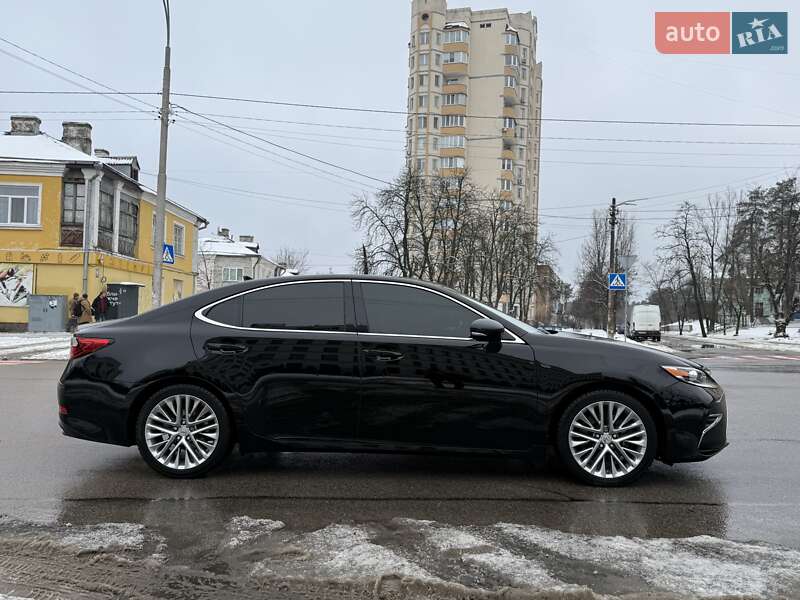 Седан Lexus ES 2012 в Києві