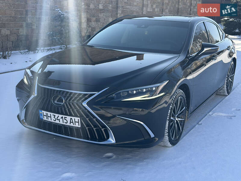 Седан Lexus ES 2024 в Одессе