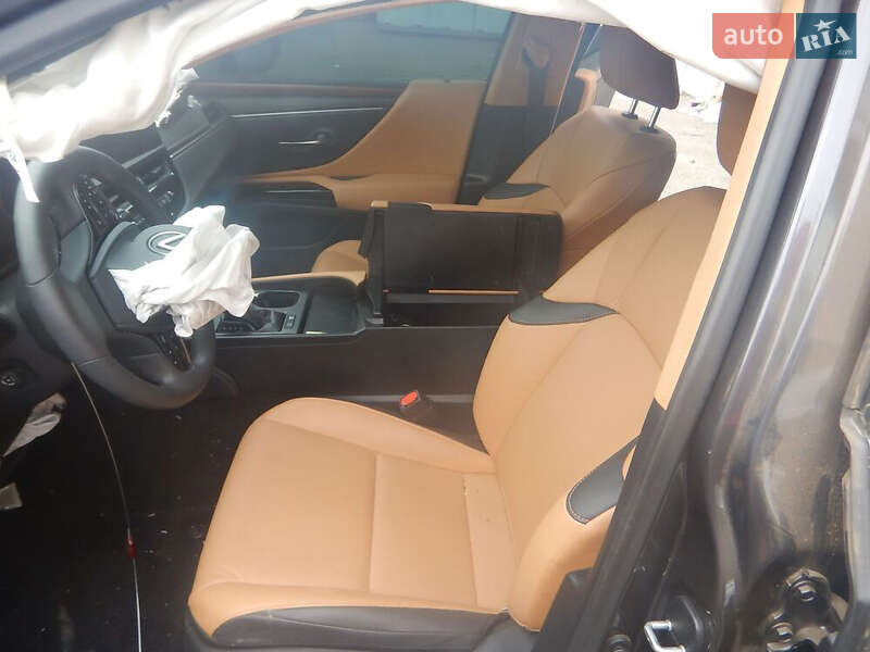 Седан Lexus ES 2023 в Запорожье