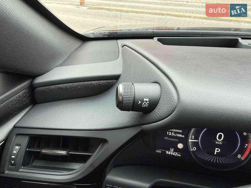 Седан Lexus ES 2022 в Львові