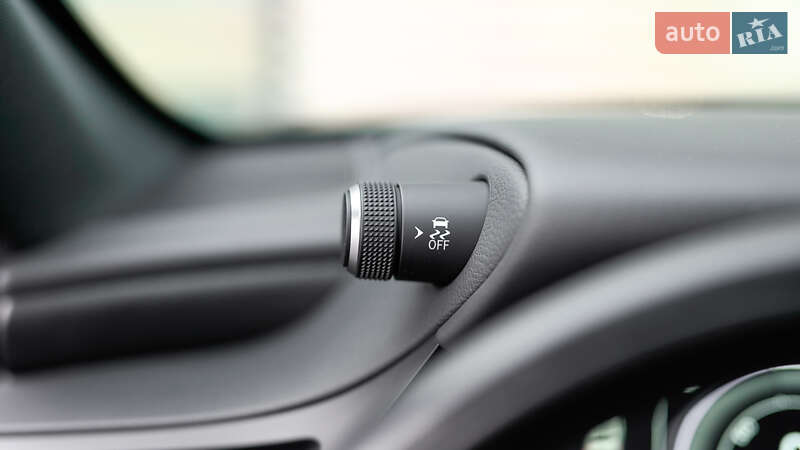 Седан Lexus ES 2024 в Львові