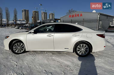 Седан Lexus ES 2013 в Києві