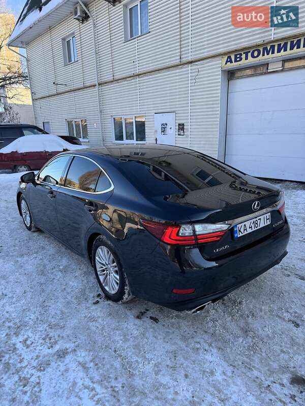Седан Lexus ES 2016 в Киеве фото 9 Седан Lexus ES 2016 в Киеве