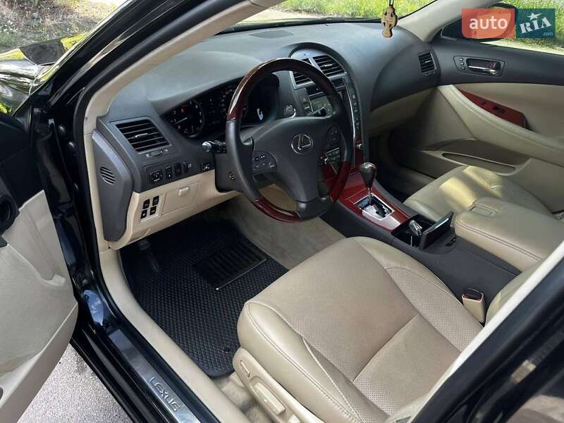 Седан Lexus ES 2008 в Чернігові