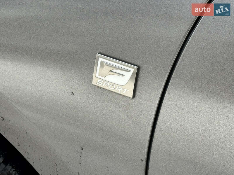 Седан Lexus ES 2019 в Вінниці