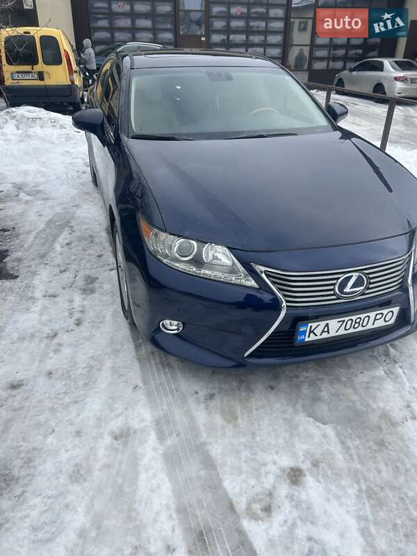 Седан Lexus ES 2014 в Черкасах фото Седан Lexus ES 2014 в Черкасах