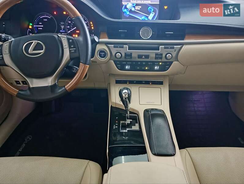 Седан Lexus ES 2014 в Черкасах фото 5 Седан Lexus ES 2014 в Черкасах