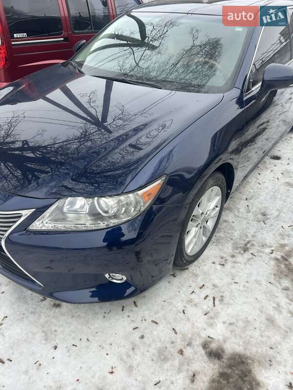 Седан Lexus ES 2014 в Черкасах фото 2 Седан Lexus ES 2014 в Черкасах