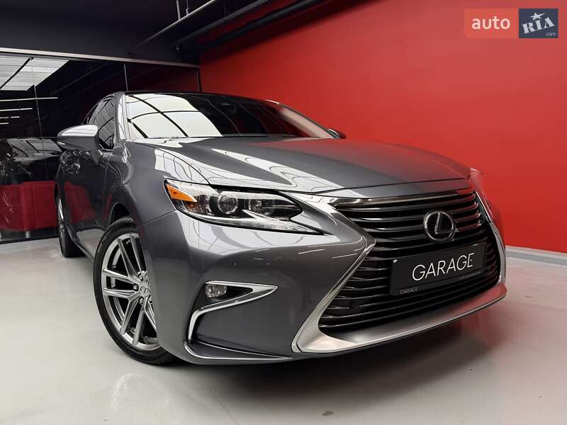 Седан Lexus ES 2018 в Києві