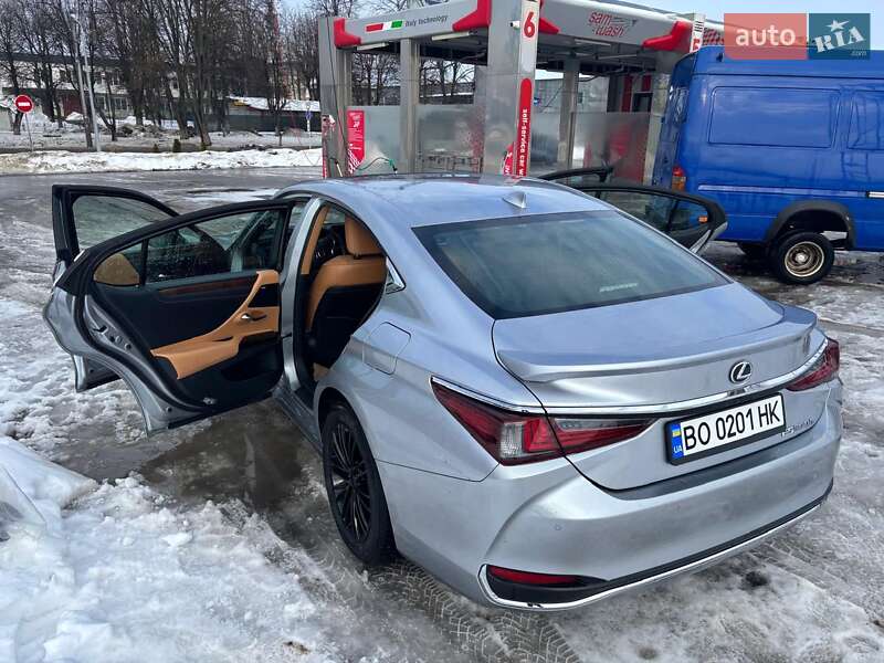 Седан Lexus ES 2022 в Тернополе фото 21 Седан Lexus ES 2022 в Тернополе