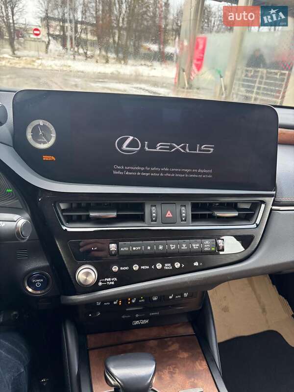 Седан Lexus ES 2022 в Тернополе фото 33 Седан Lexus ES 2022 в Тернополе