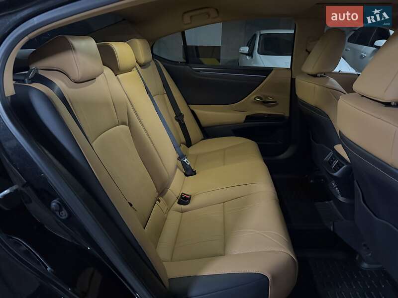 Седан Lexus ES 2022 в Дніпрі фото 32 Седан Lexus ES 2022 в Дніпрі