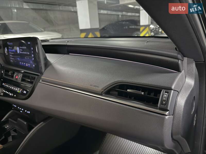 Седан Lexus ES 2022 в Дніпрі фото 37 Седан Lexus ES 2022 в Дніпрі