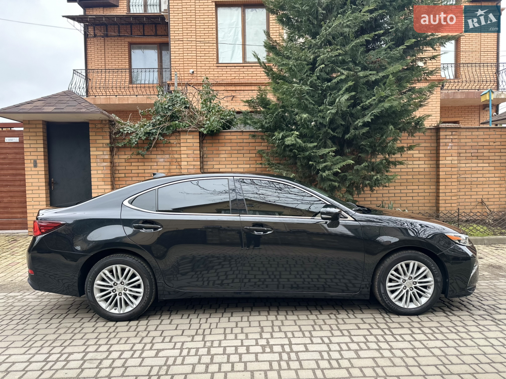 2017 Lexus ES - мініатюра 11