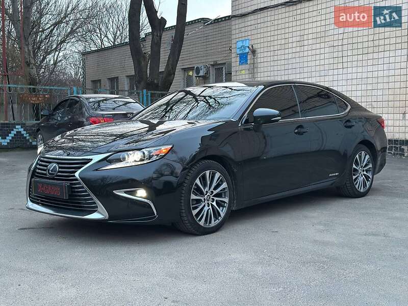 Седан Lexus ES 2016 в Одессе