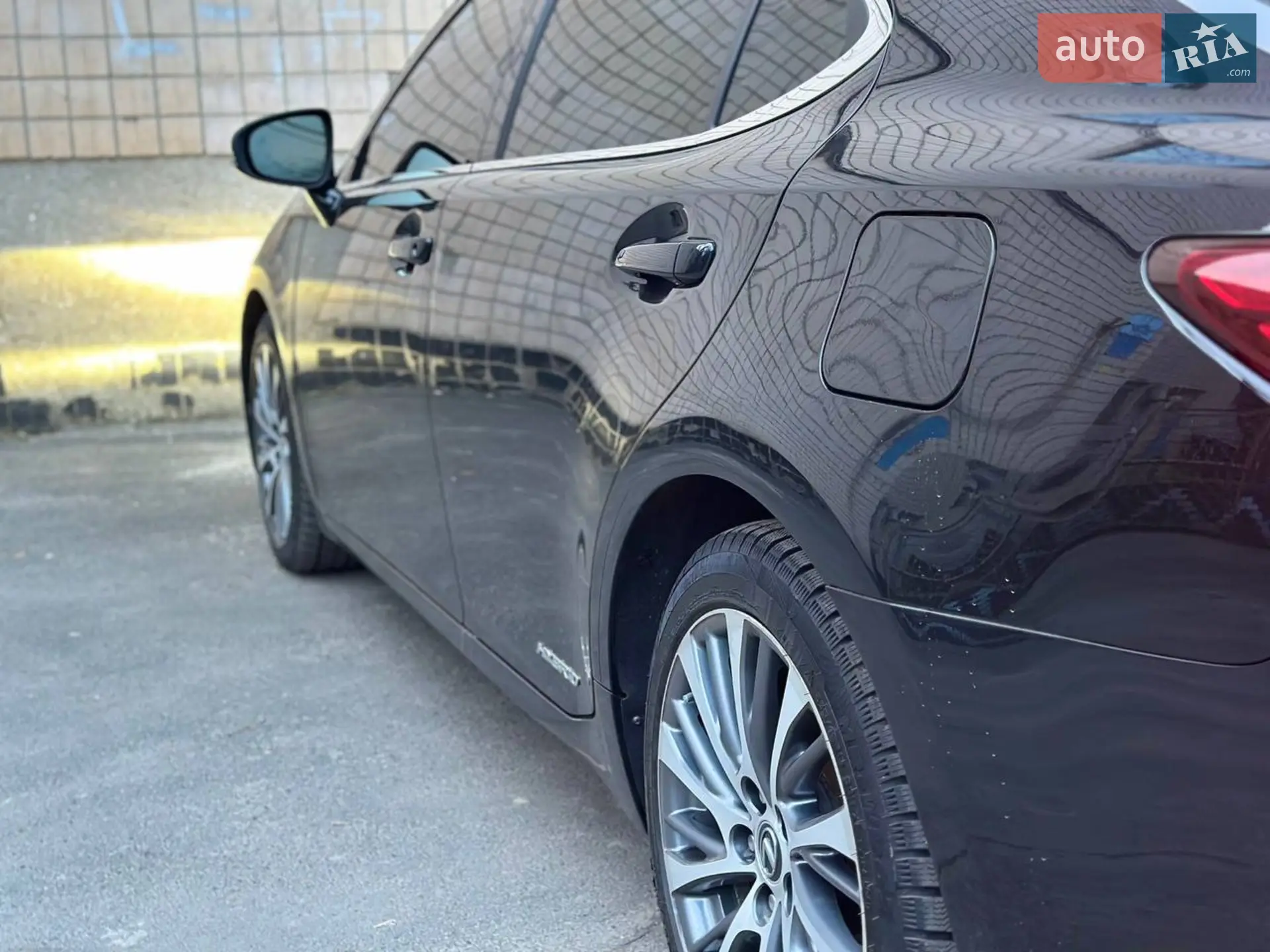 2016 Lexus ES - мініатюра 13