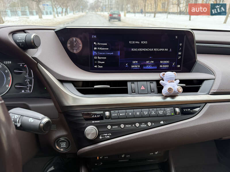 Седан Lexus ES 2020 в Кременчуге фото 18 Седан Lexus ES 2020 в Кременчуге