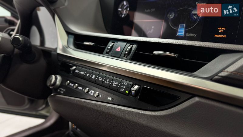 Седан Lexus ES 2020 в Одесі