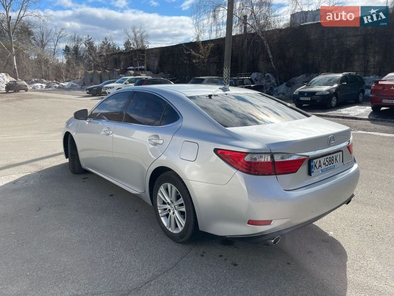 Седан Lexus ES 2014 в Киеве фото 18 Седан Lexus ES 2014 в Киеве