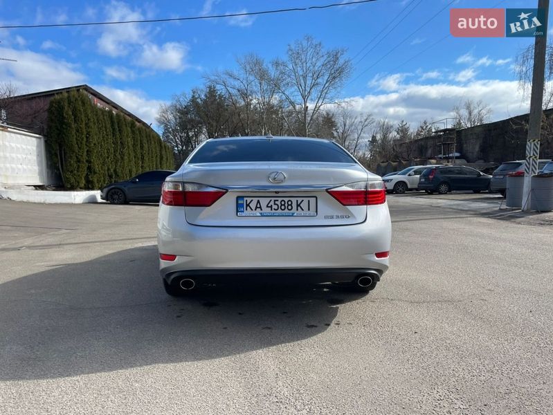 Седан Lexus ES 2014 в Киеве фото 24 Седан Lexus ES 2014 в Киеве