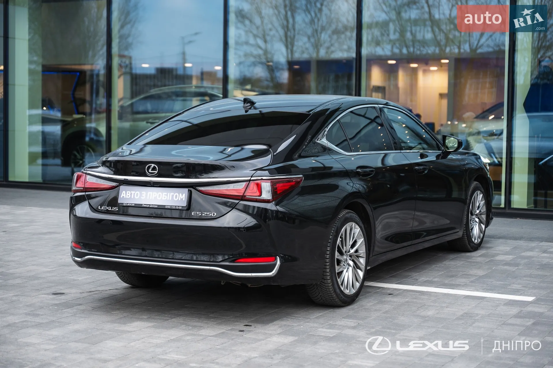 2022 Lexus ES - мініатюра 9