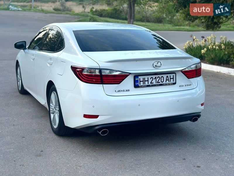 Седан Lexus ES 2014 в Одессе