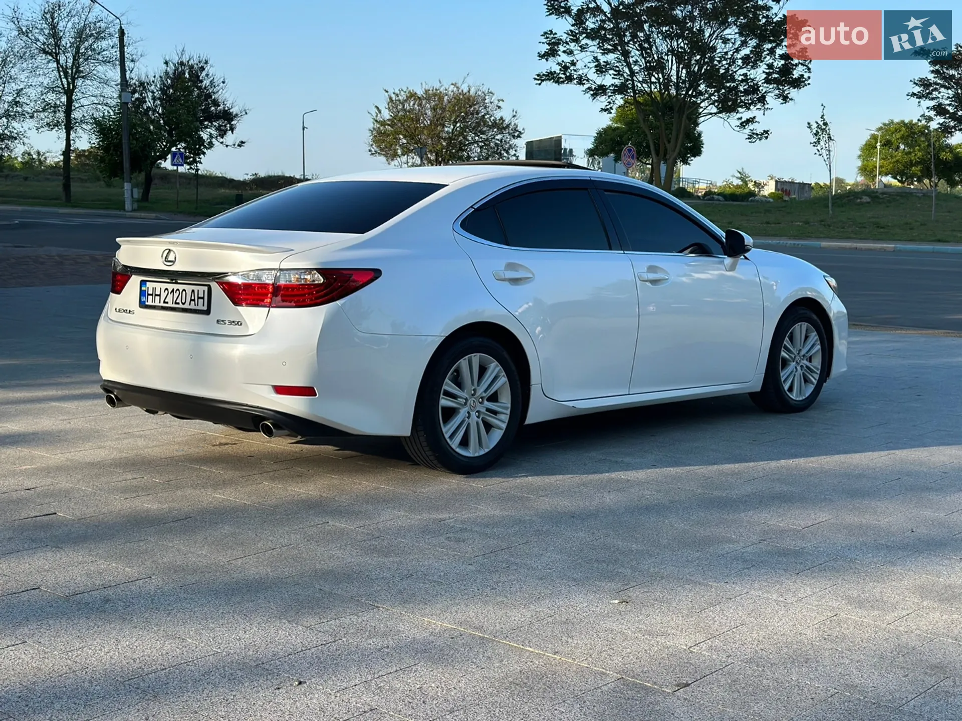 2014 Lexus ES - мініатюра 11