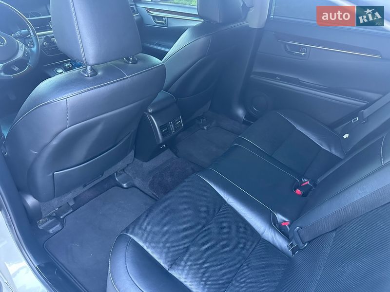 Седан Lexus ES 2014 в Одессе